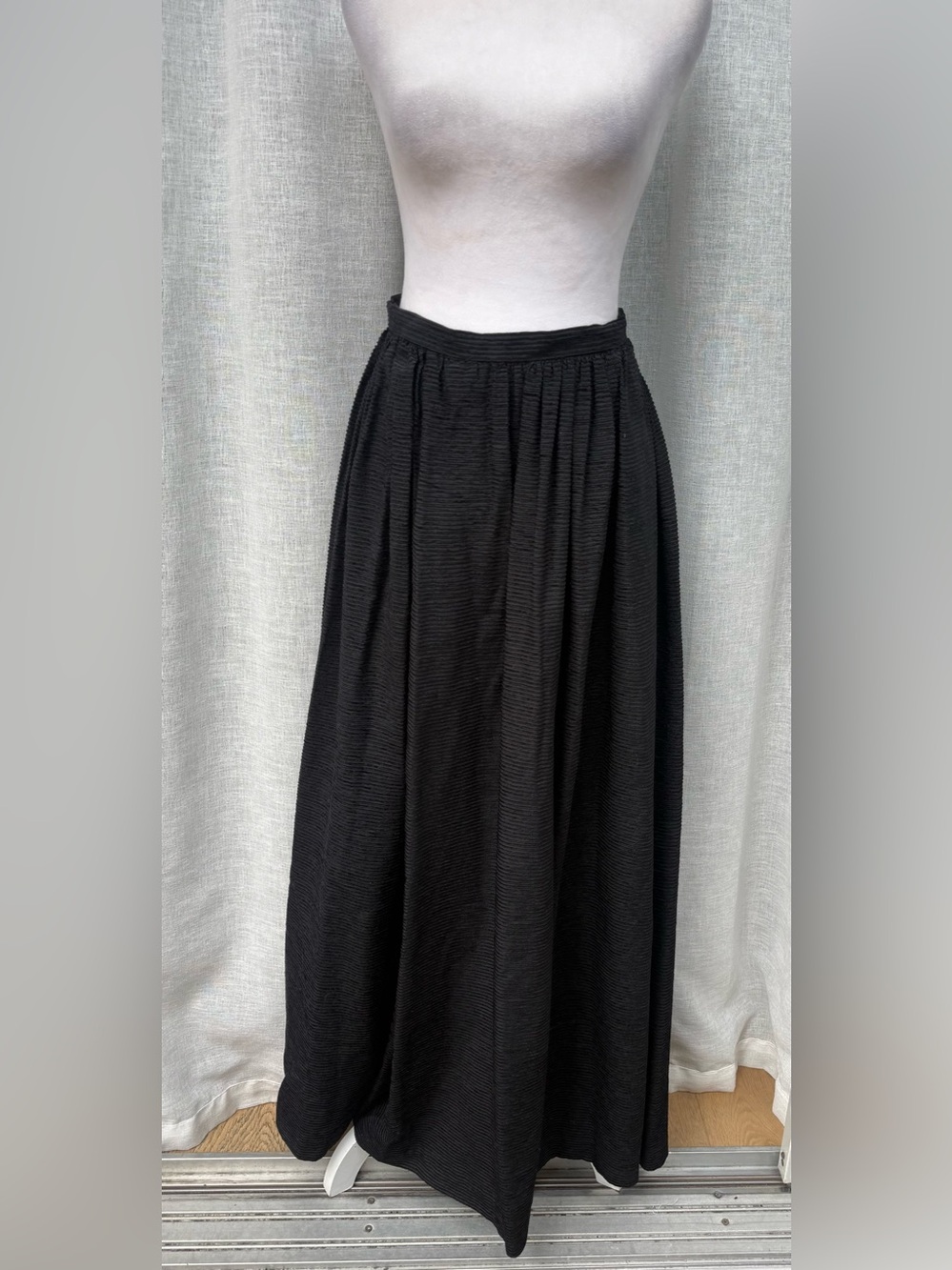 Vintage Black velvet ribbed maxi full skirt